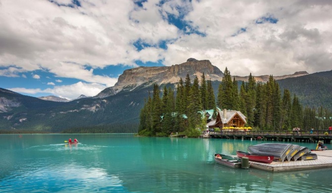 Emerald Lake Lodge