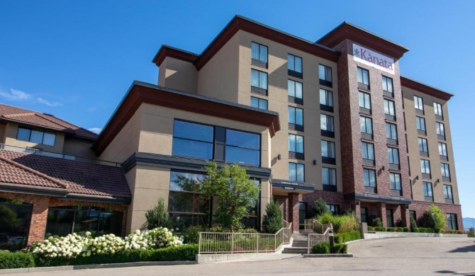 Hotel Kelowna & Conference Centre