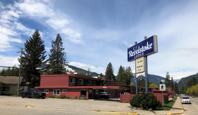 Revelstoke Lodge