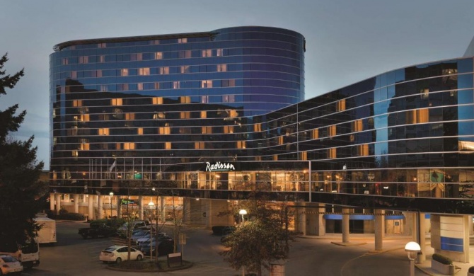 Radisson Hotel Vancouver Airport