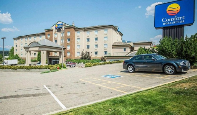 Comfort Inn & Suites Salmon Arm