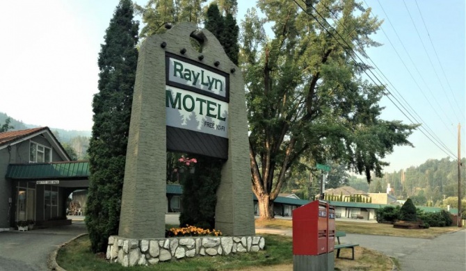 Ray Lyn Motel