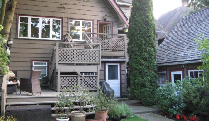 Point Grey Guest House