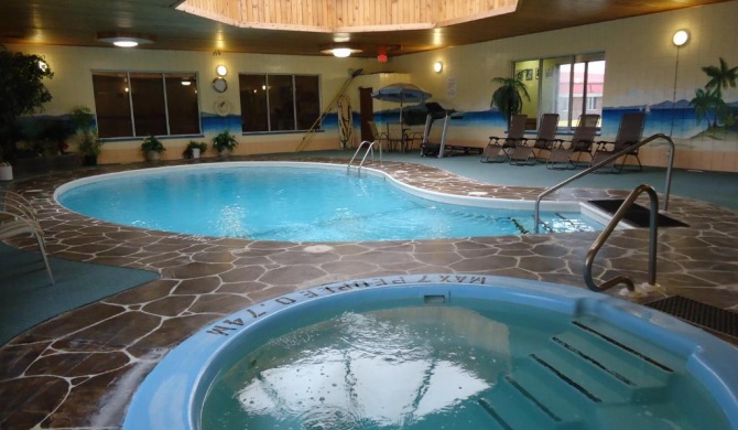 Canway Inn & Suites