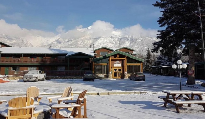 Rundle Mountain Lodge