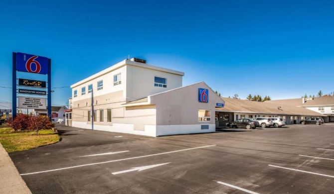 Motel 6-Moncton, NB