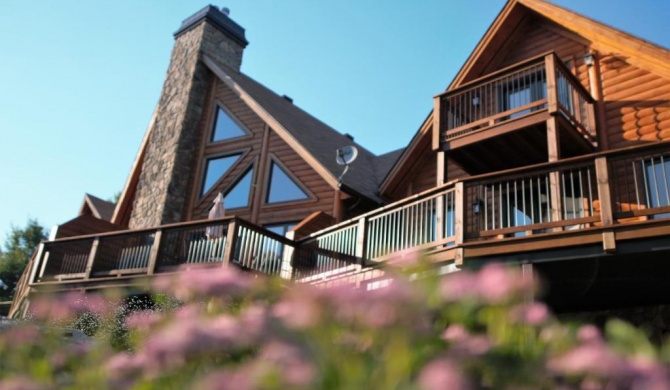 Selenia Lodge- Résidences et Chalets dans les Laurentides