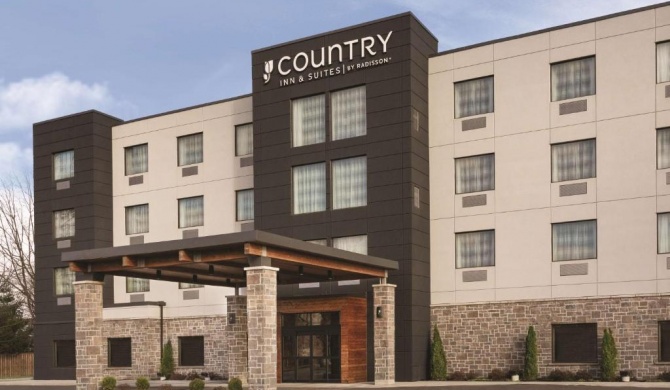 Country Inn & Suites by Radisson, Belleville, ON