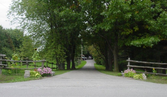 Inn on the Moraine