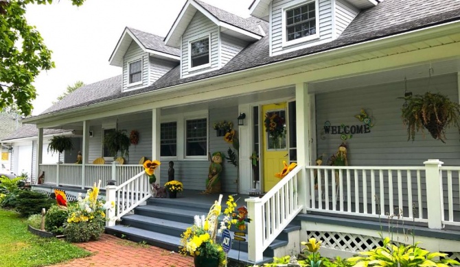 Yellow Door Bed and Breakfast