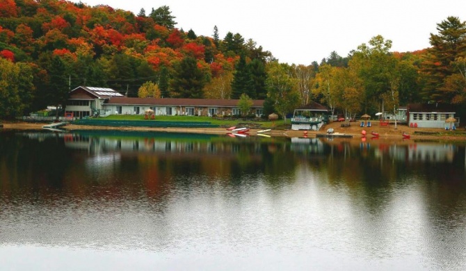 Algonquin Lakeside Inn