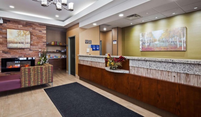 Best Western Plus Fergus Hotel