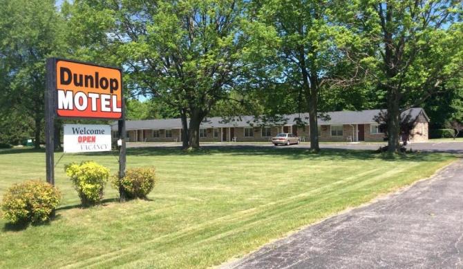 Dunlop Motel