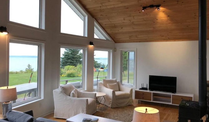 Private Waterfront Luxury on the Bras D'Or Lake