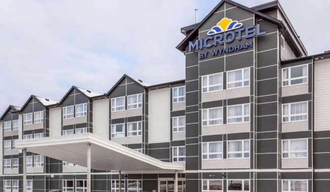 Microtel Inn & Suites by Wyndham Kirkland Lake