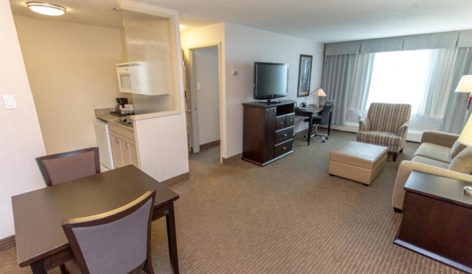 Campus Tower Suite Hotel