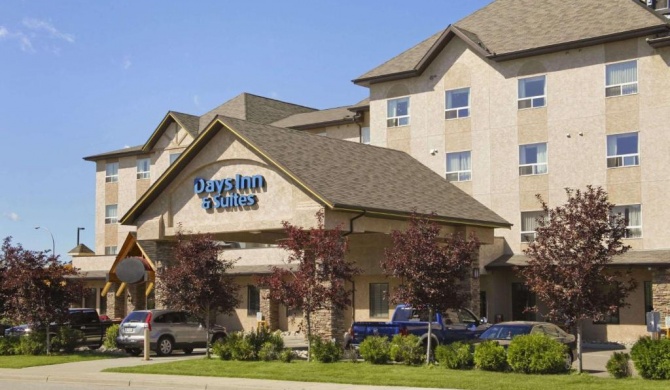 Days Inn & Suites by Wyndham West Edmonton