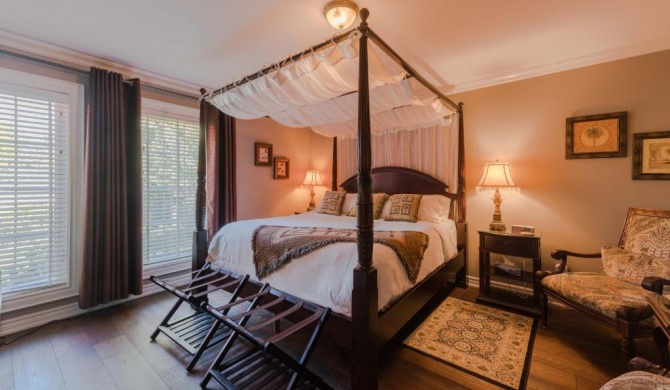 Casa Blanca Boutique Bed & Breakfast