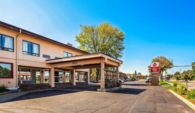 Best Western Plus Ottawa Kanata Hotel and Conference Centre