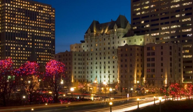 Lord Elgin Hotel