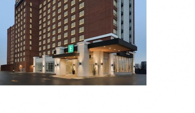 Embassy Suites By Hilton Toronto Airport