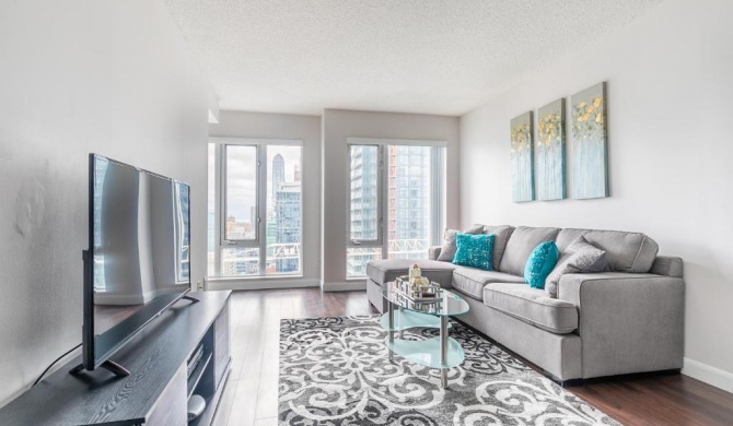 Premium Suites Furnished Apartments - Yonge/Dundas