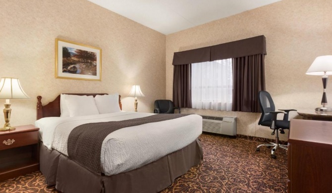 Days Inn by Wyndham Toronto East Lakeview