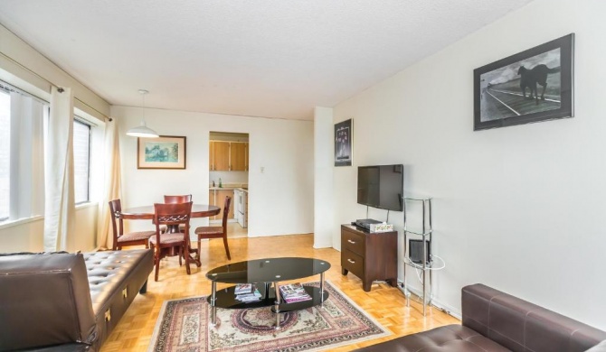 Toronto Furnished Living-Gerard