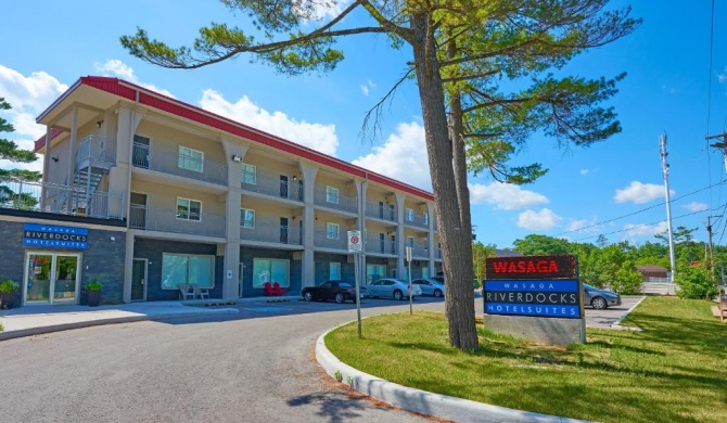 Wasaga Riverdocks Hotel Suites