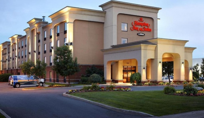 Hampton Inn & Suites Montreal-Dorval