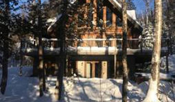 Chalet Mont Tremblant Luxury Lodge