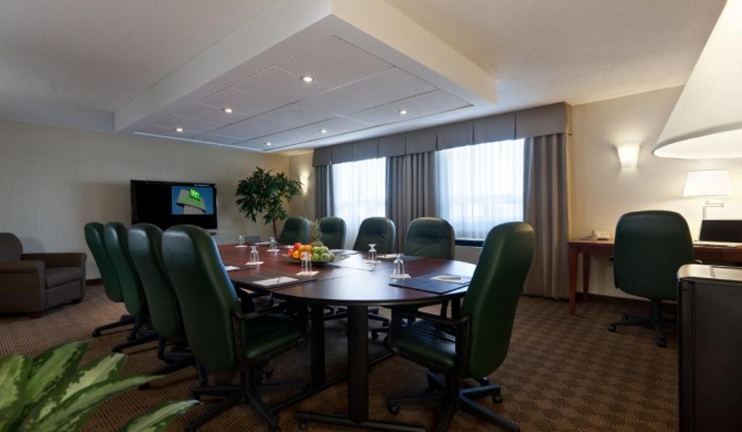 Holiday Inn Laval Montreal, an IHG Hotel