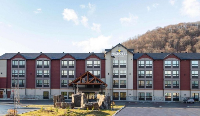 Microtel Inn & Suites by Wyndham Mont Tremblant