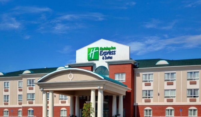 Holiday Inn Express Hotel & Suites-Hinton, an IHG Hotel