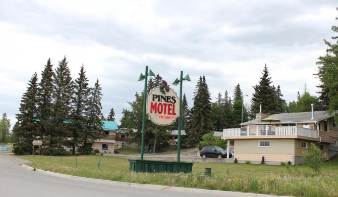 Pines Motel