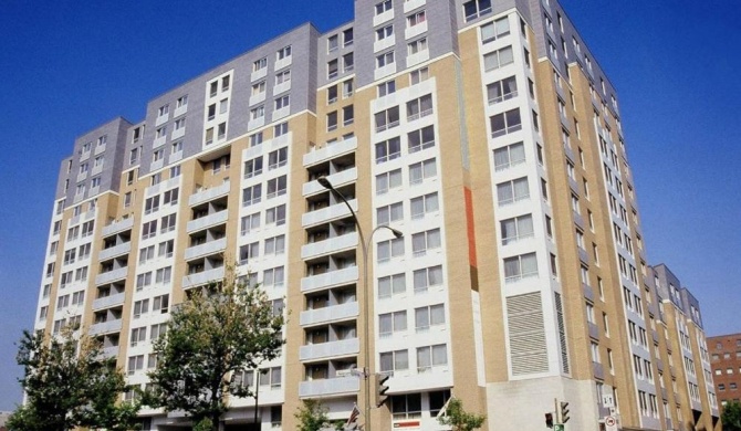 Hotel Faubourg Montreal Centre-Ville Downtown