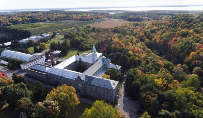 Auberge de l'Abbaye d'Oka