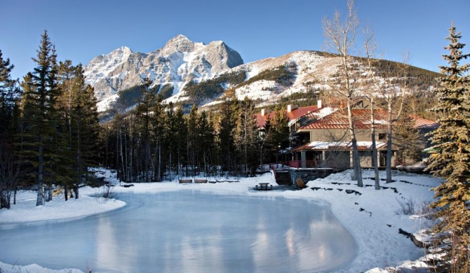 Crosswaters Resort at Kananaskis