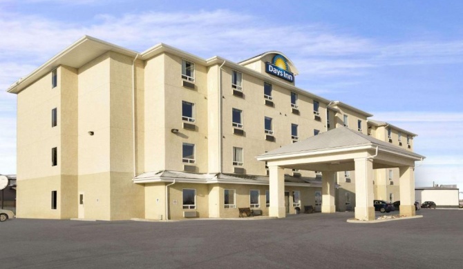 Days Inn by Wyndham Moose Jaw