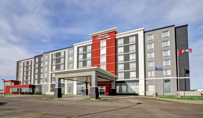 Hampton Inn & Suites - Medicine Hat