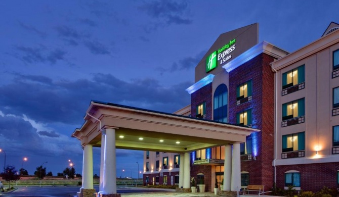 Holiday Inn Express & Suites Medicine Hat, an IHG Hotel