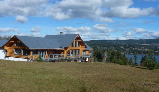 Little Black Bear Lodge/B&B